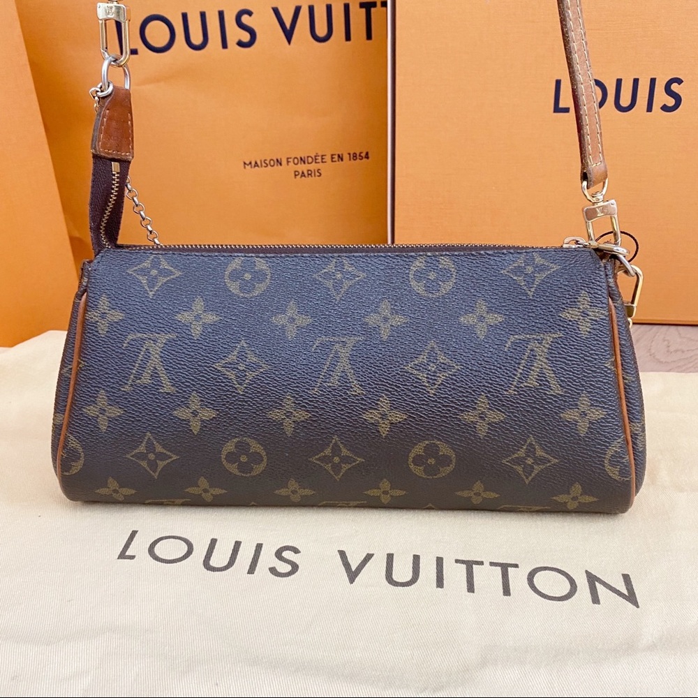 ♥️EVA CROSSBODY♥️Authentic Louis Vuitton Crossbody - Picture 3 of 8